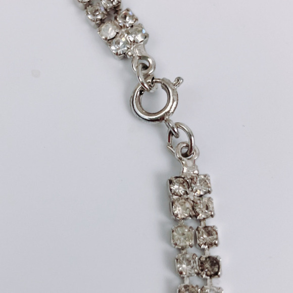 Vintage 50s Layered Necklace, Glass Teardrop Pendants, Prong-Set Rhinestones - Picture 8 of 9